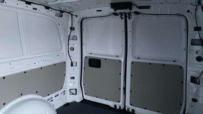 Mercedes-Benz Vito EL2 Electric Fwd 85kW 66kWh Pro Van Auto - Image 18